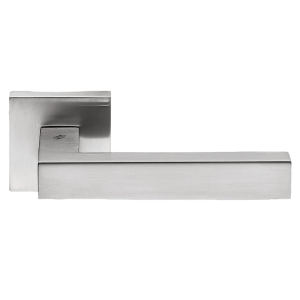 Дверная ручка Colombo Design ELLESSE BD21RY хром матовый в комплекте с накладками под цилиндр Дверная ручка Colombo Design ELLESSE BD21RY хром матовый в комплекте с накладками под цилиндр