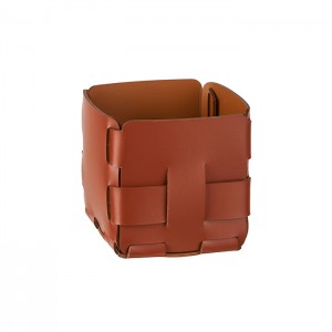 ADJ Корзинка Mini Bottega, 12x12xH13 см., цвет: бордо/коньяк ADJ Корзинка Mini Bottega, 12x12xH13 см., цвет: бордо/коньяк