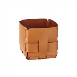 ADJ Корзинка Mini Bottega, 12x12xH13 см., цвет: коньяк/бордо ADJ Корзинка Mini Bottega, 12x12xH13 см., цвет: коньяк/бордо