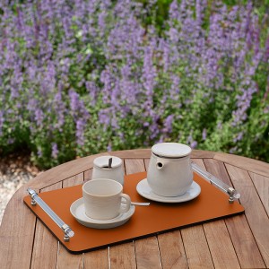 ADJ Поднос Linfinito, 36x24xH5 см., цвет: коньяк/бордо, фурнитура графит ADJ Поднос Linfinito, 36x24xH5 см., цвет: коньяк/бордо, фурнитура графит