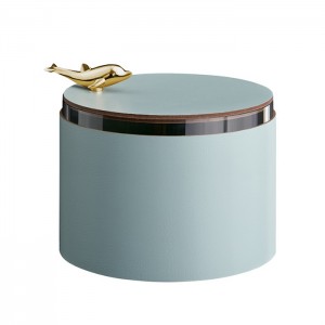 ADJ Шкатулка Delphin диаметр 15хH10см, цвет небесный/золото ADJ Шкатулка Delphin диаметр 15хH10см, цвет небесный/золото