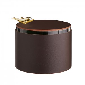 ADJ Шкатулка Delphin диаметр 15хH10см, цвет шоколад/золото ADJ Шкатулка Delphin диаметр 15хH10см, цвет шоколад/золото